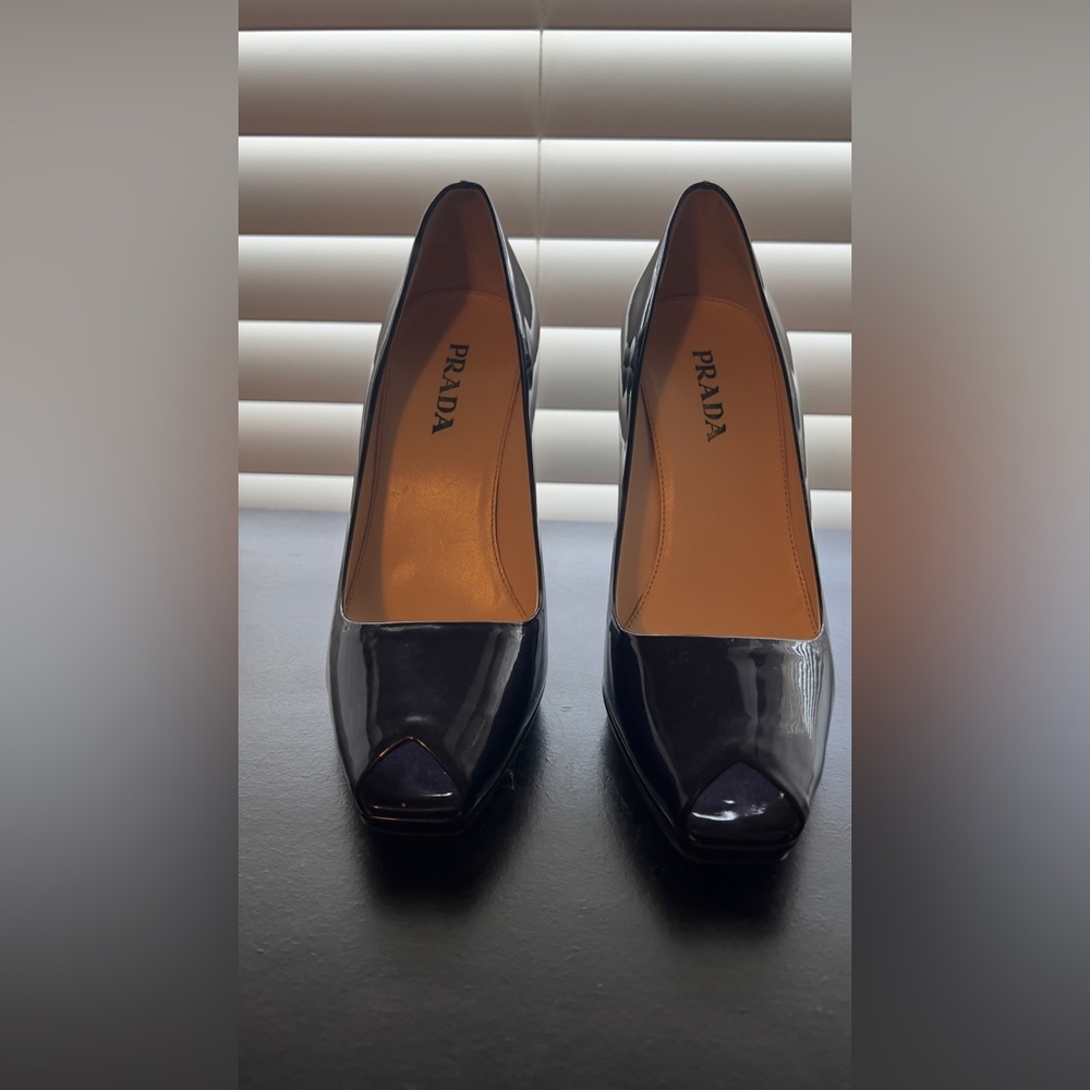 Prada Black Patent Leather Peep-Toe Pumps with Navy Insoles